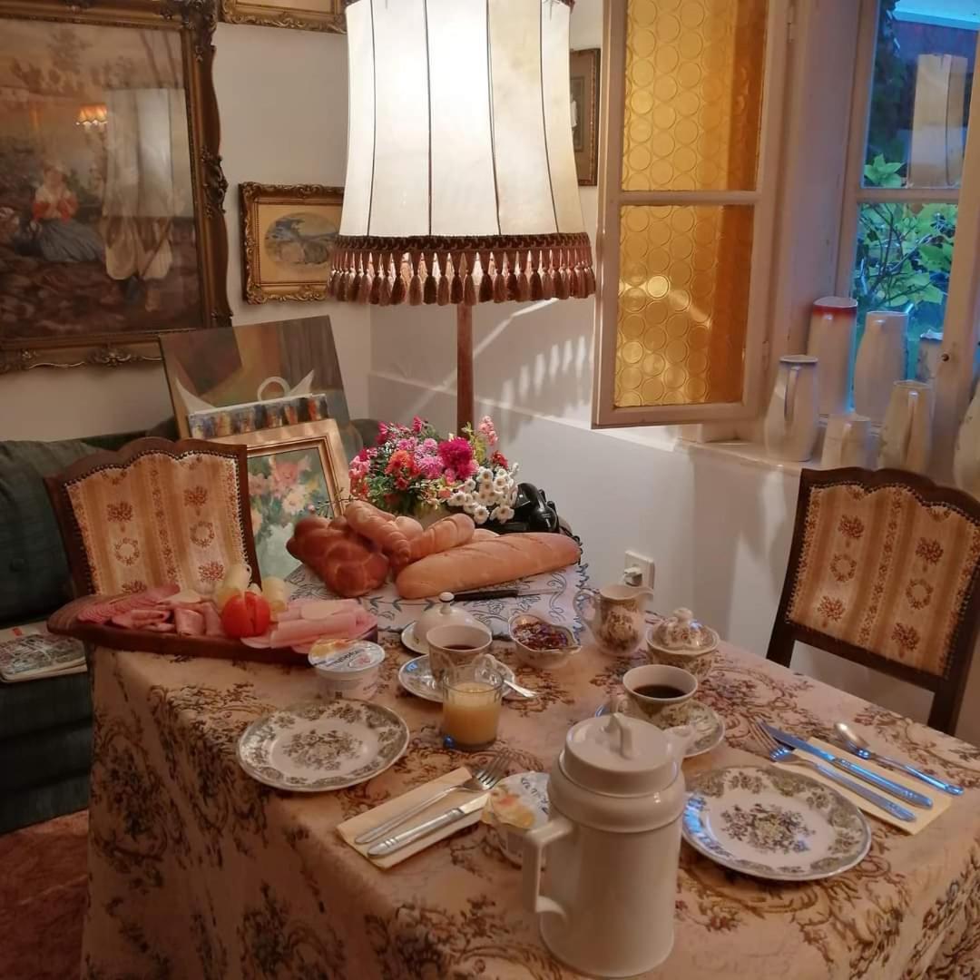 Fonagy Es Walter Vendeg- Es Borhaz Bed and Breakfast Vác Exteriör bild